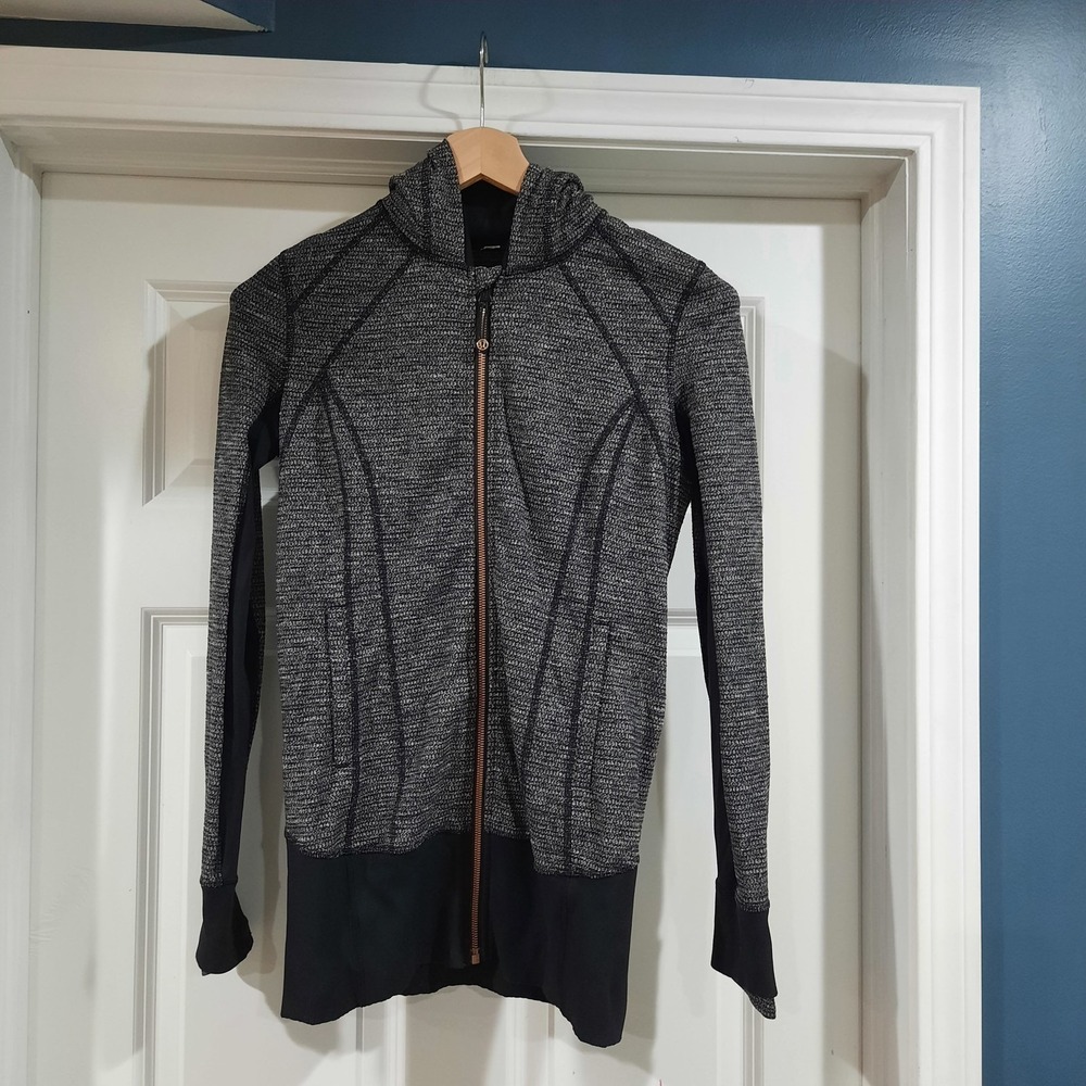 Lululemon Jacket Womens 6 Coco Pique Black Full Zip Daily Practice Slim Fit Yoga